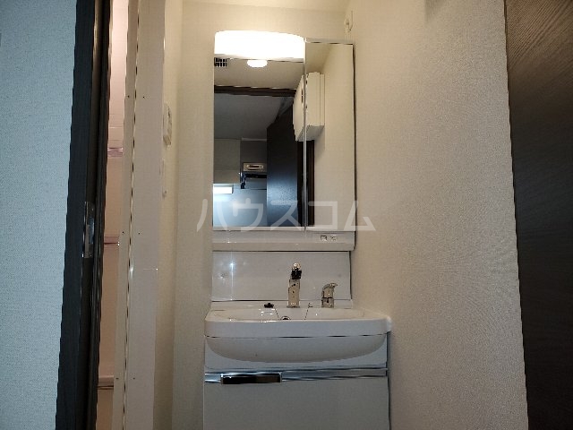 14/30 洗面