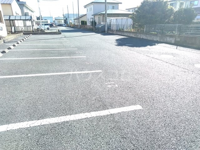 26/29 駐車場