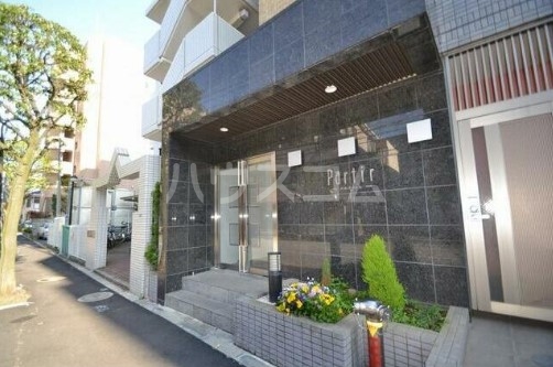 20/28 エントランス