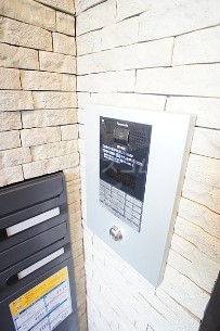 15/20 エントランス