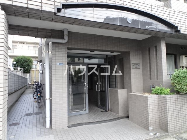 17/25 エントランス