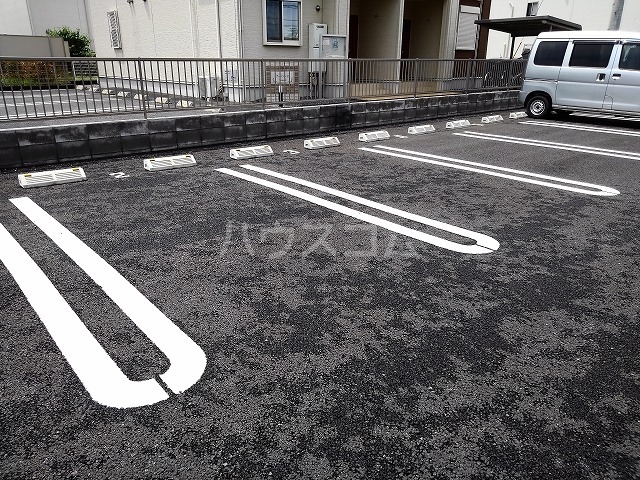 2/8 駐車場