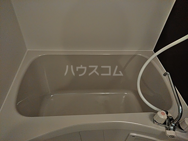 14/23 浴室