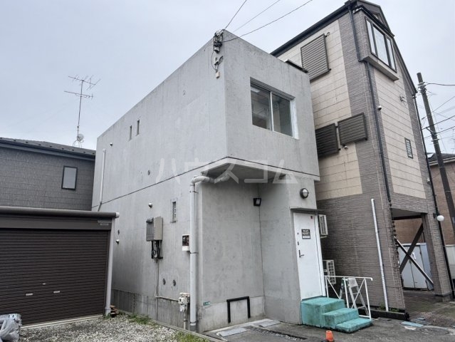 2/30 外観