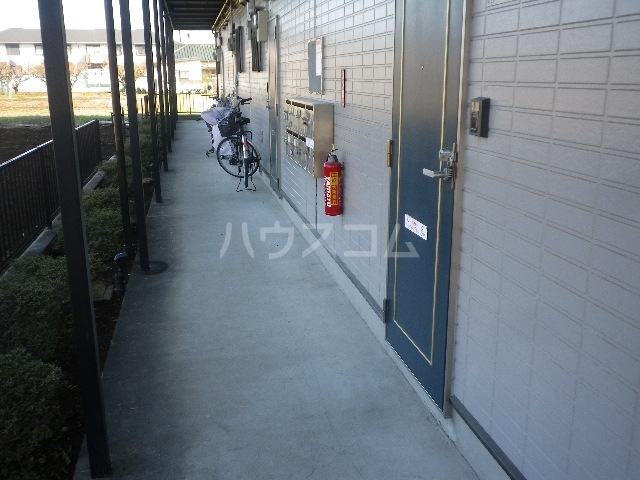 15/23 エントランス