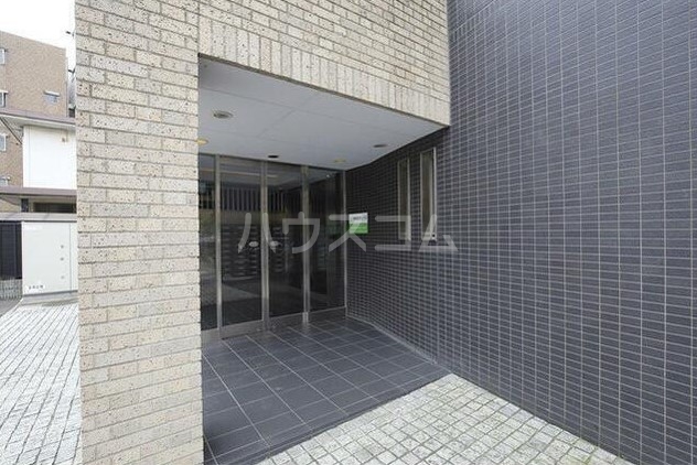 14/16 エントランス