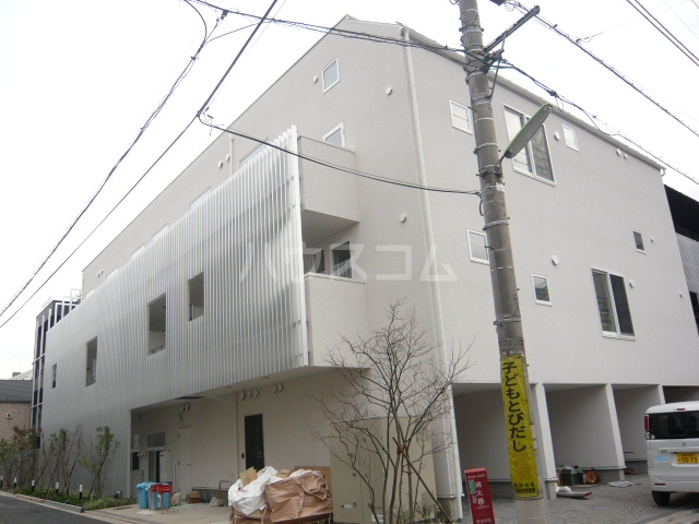 2/30 外観