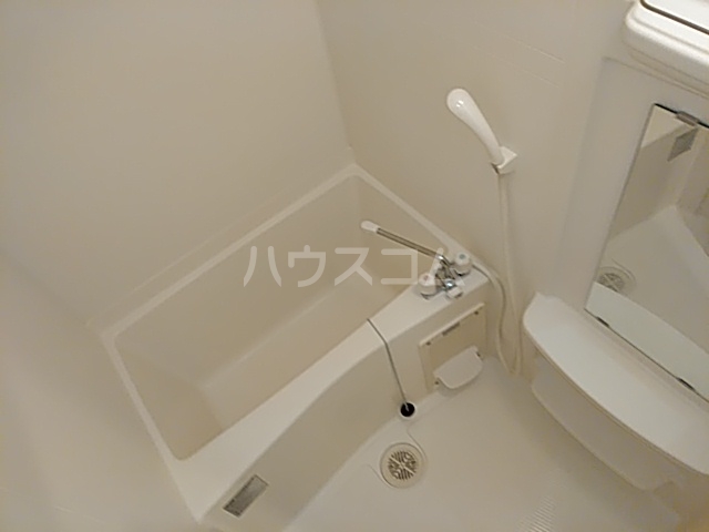 14/30 浴室
