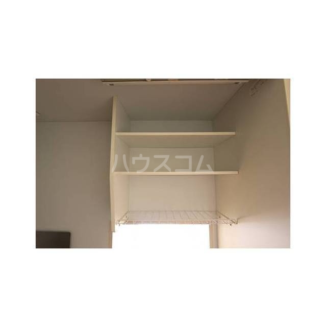 13/30 収納