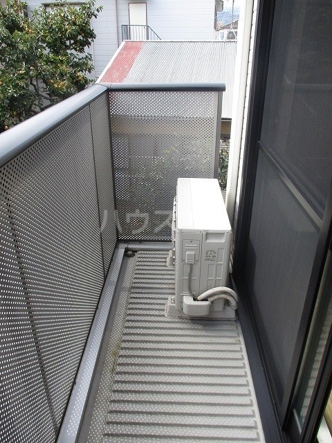 25/30 バルコニー