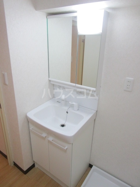 17/30 洗面