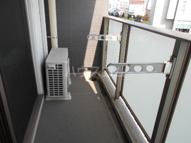 16/28 バルコニー