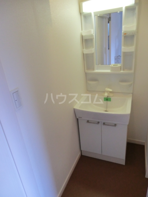 16/28 洗面