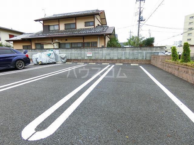 15/21 駐車場