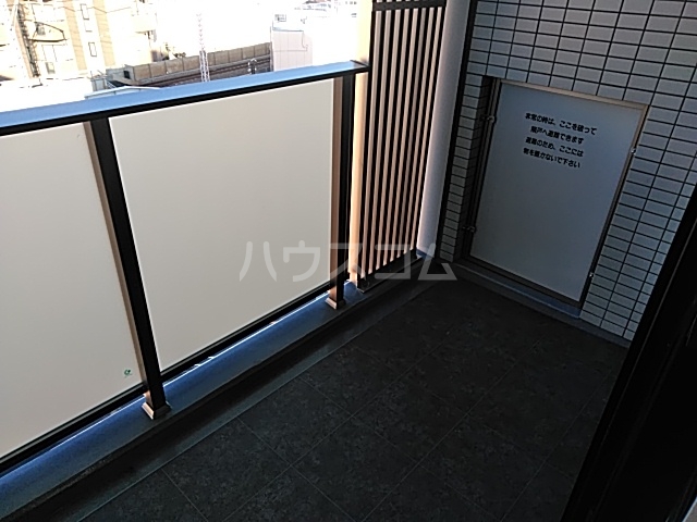 23/30 バルコニー
