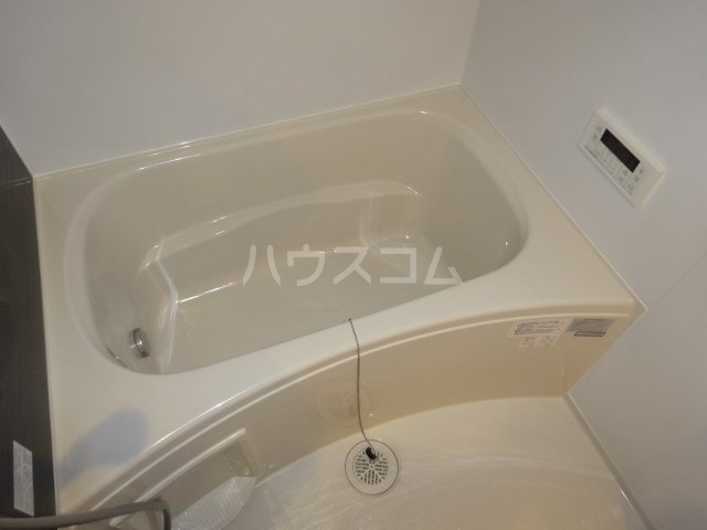 13/30 浴室