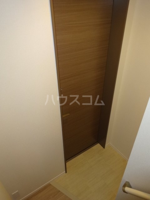 13/30 玄関