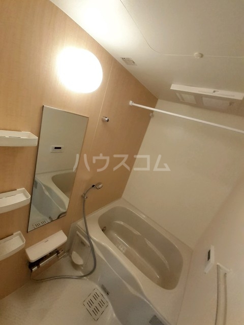 14/30 浴室