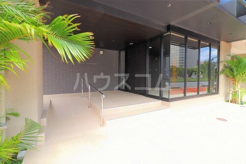 14/19 エントランス