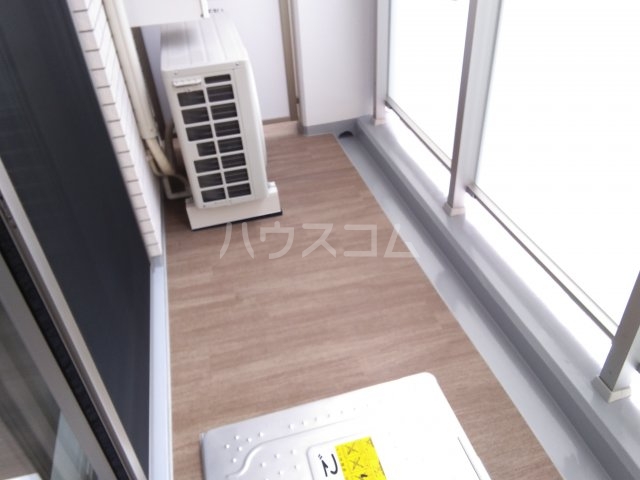 18/23 バルコニー