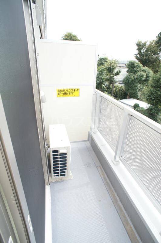 14/28 バルコニー