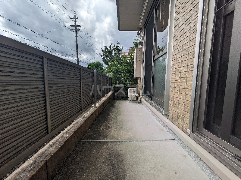 14/27 バルコニー