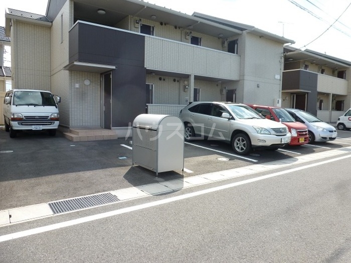 3/7 駐車場