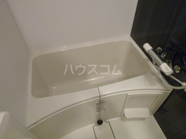 14/30 浴室
