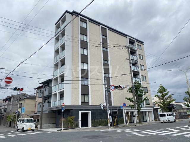2/4 外観