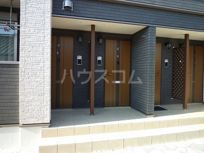 16/22 エントランス