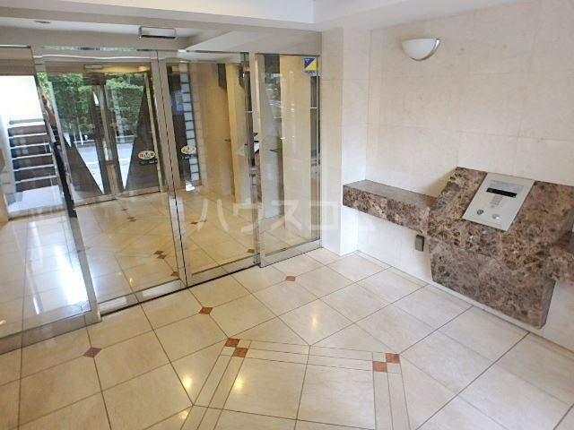 2/10 エントランス