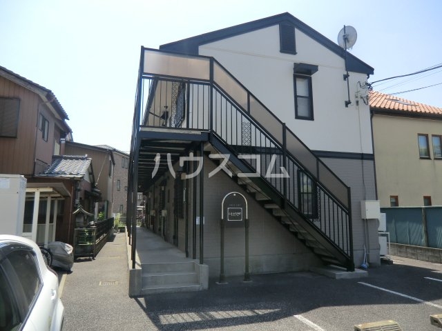 ＬＡ　ＶＩＶＲＥの外観