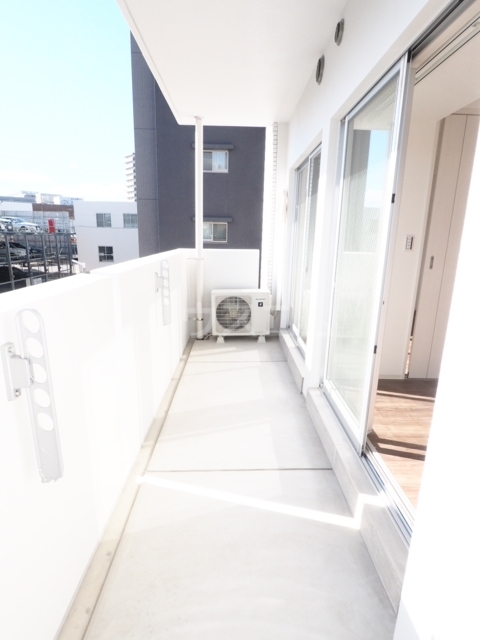 17/30 バルコニー