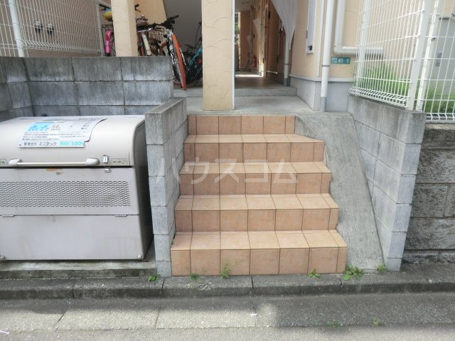 3/10 エントランス