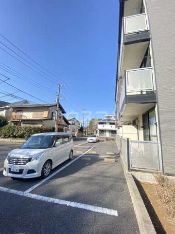28/30 駐車場