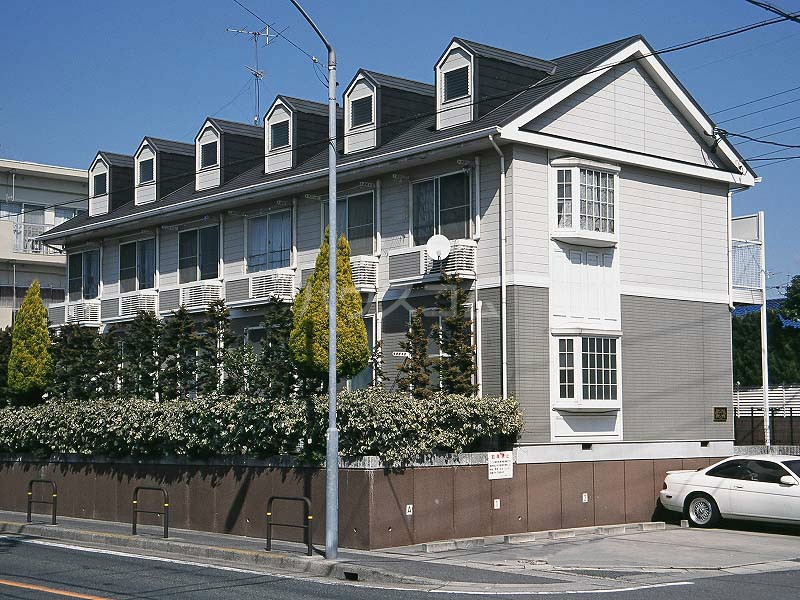 16/21 エントランス