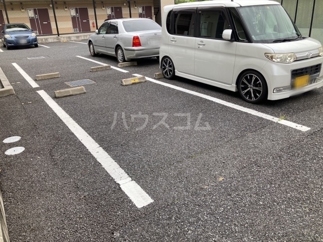2/10 駐車場