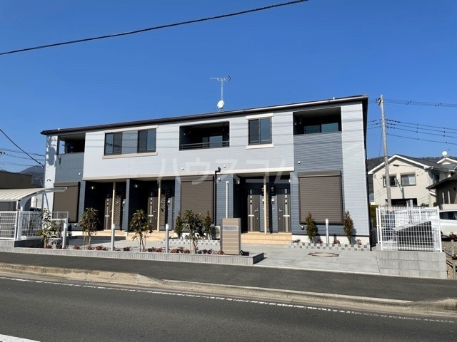 20/26 エントランス