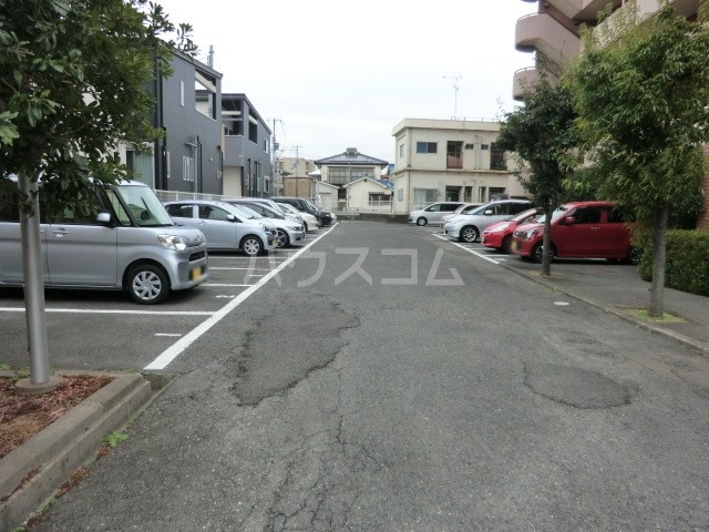 14/19 駐車場