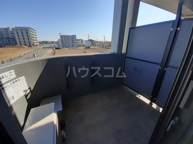 15/26 バルコニー
