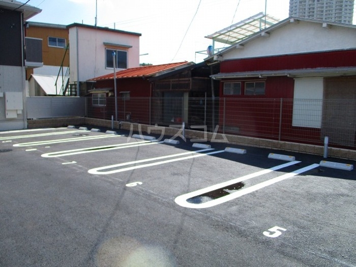 4/5 駐車場