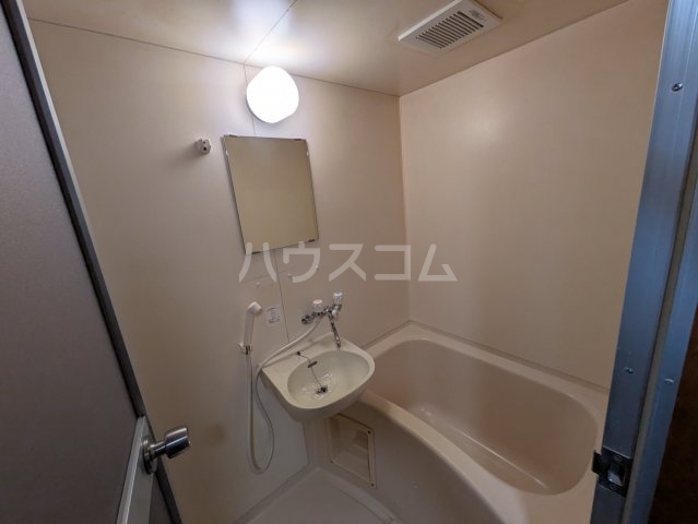 14/30 浴室