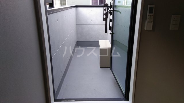 20/30 バルコニー