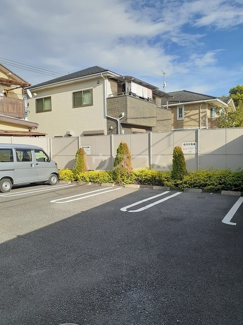 2/17 駐車場