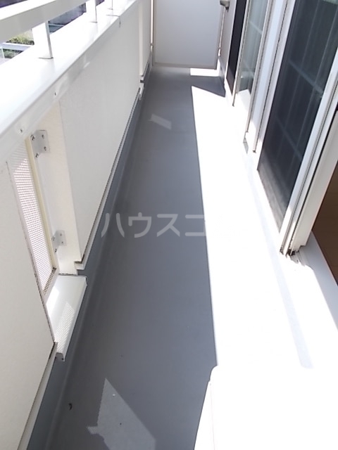 17/28 バルコニー