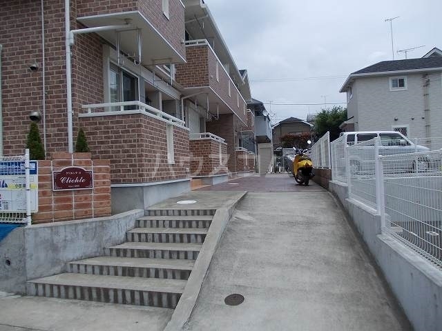 20/28 エントランス