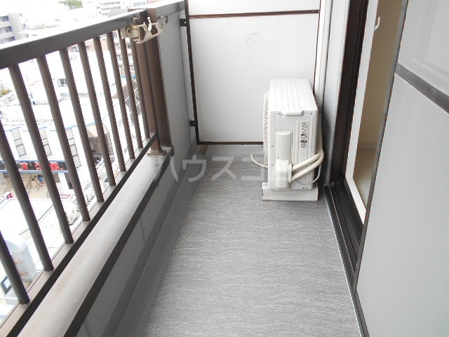 13/30 バルコニー