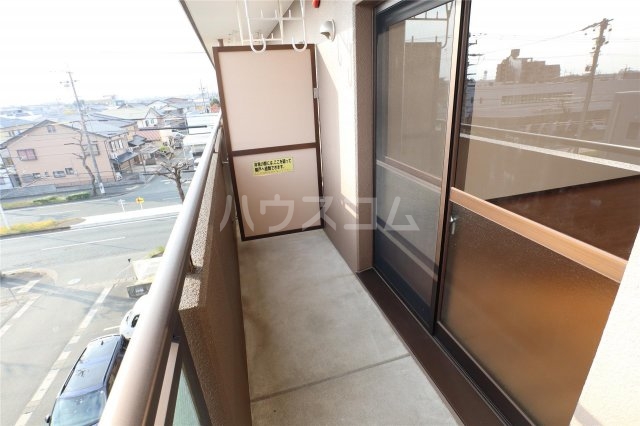 18/22 バルコニー