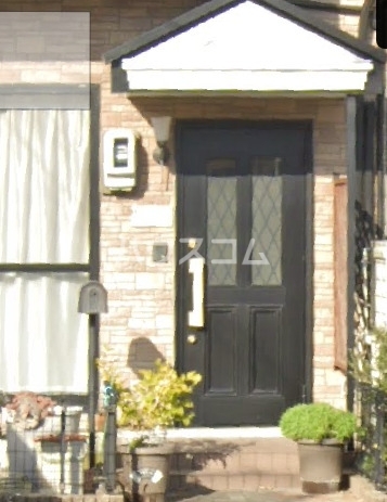 13/21 エントランス