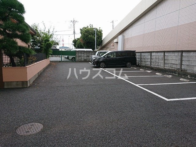 15/23 駐車場
